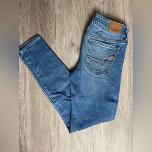 American Eagle Super Stretch Jegging Size 0 Regular